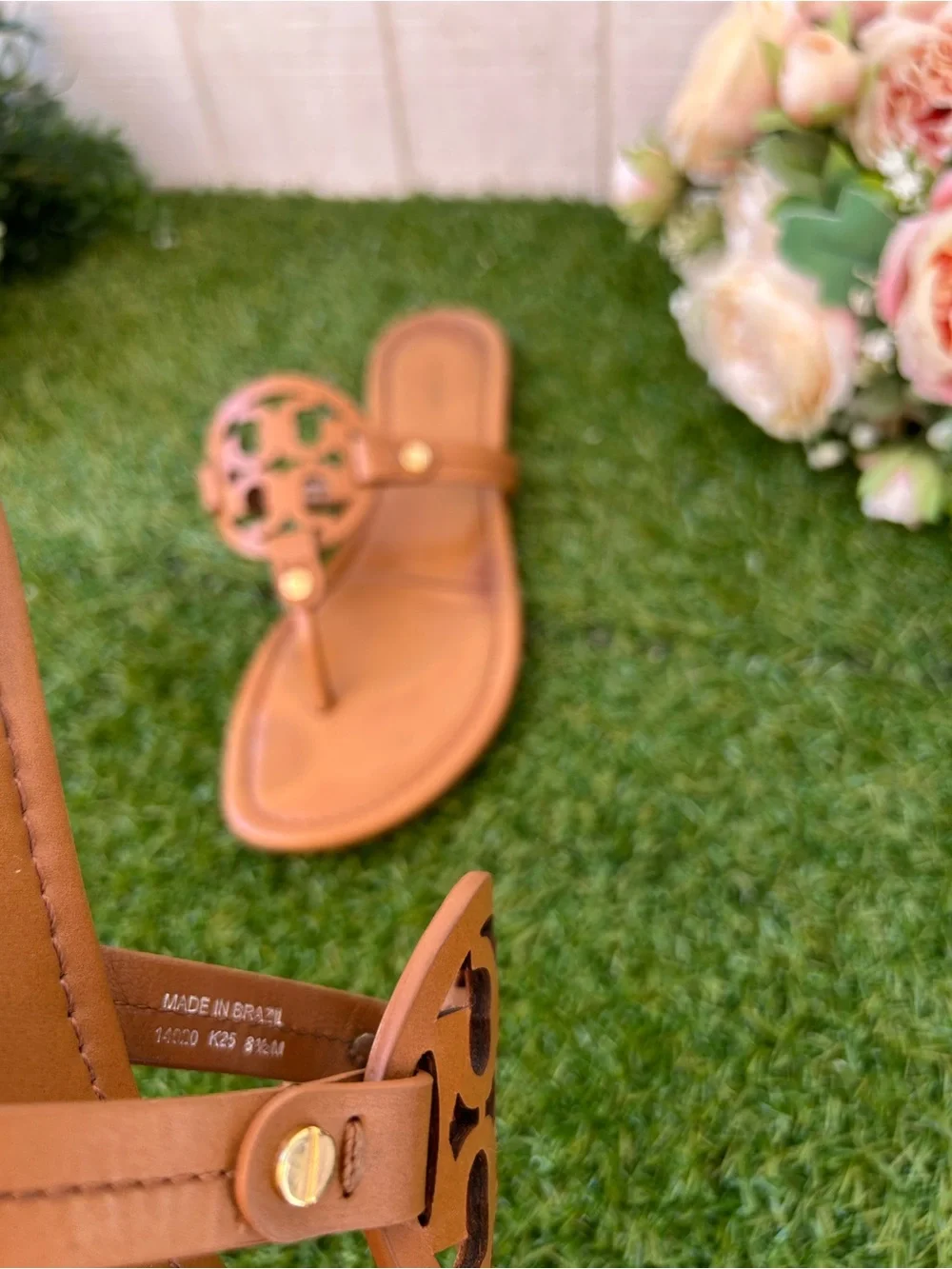Tory Burch🍁🍂Miller sandals vintage Vachetta Womens size 8.5 gently used